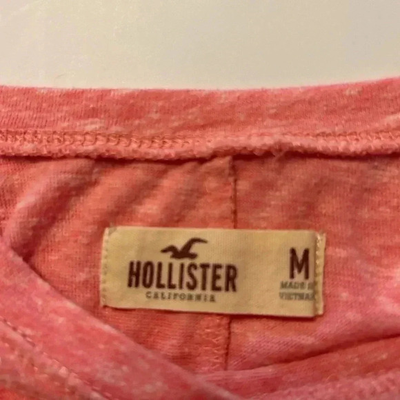 Hollister Simple Pink Ombré Fade T-Shirt Size Medium. Measurements in pictures - Picture 6 of 6